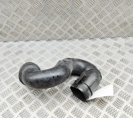 Opel Vivaro Air intake duct part 165555514R 93451665