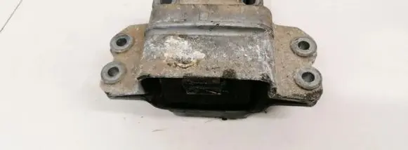 Volkswagen Golf V Engine mount bracket 1K0199555