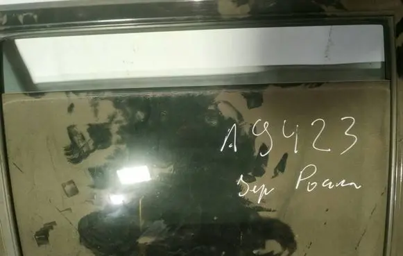 Mitsubishi Pajero Sport I Rear door window glass as2