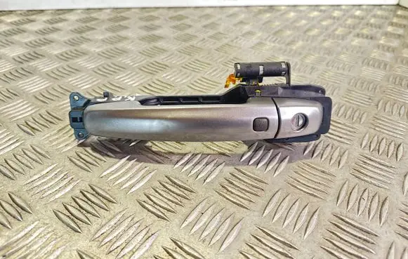 Suzuki SX4 S-Cross Front door exterior handle