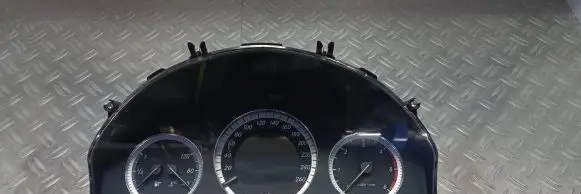 Mercedes-Benz C W204 Speedometer (instrument cluster) A2049003702 A2129020302 A2044402511