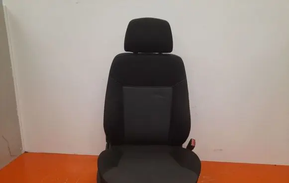 Opel Astra H Front passenger seat 