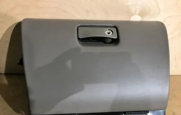Jaguar XJ X308 Glove box set GJA6141AB GJA6118AF
