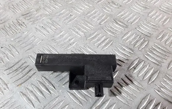 Audi A6 S6 C7 4G Keyless (KESSY) go control unit/module 8K0907247