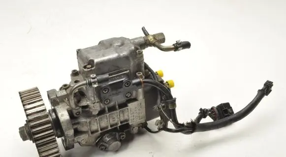 Volkswagen PASSAT B5 Fuel injection high pressure pump 028130115A