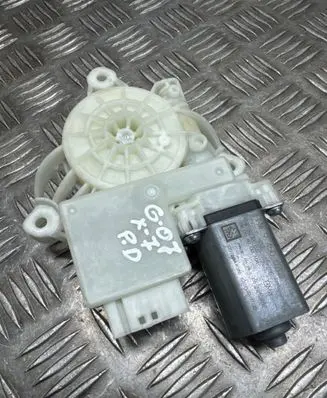 BMW X7 G07 Front door window regulator motor 9450070 C92035100