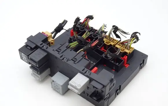 Audi A3 S3 8P Comfort/convenience module 8P0907279A
