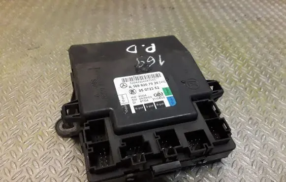 Mercedes-Benz A W169 Door control unit/module 1698207026 A1698207026