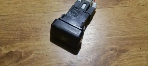 Windscreen/window heater switch