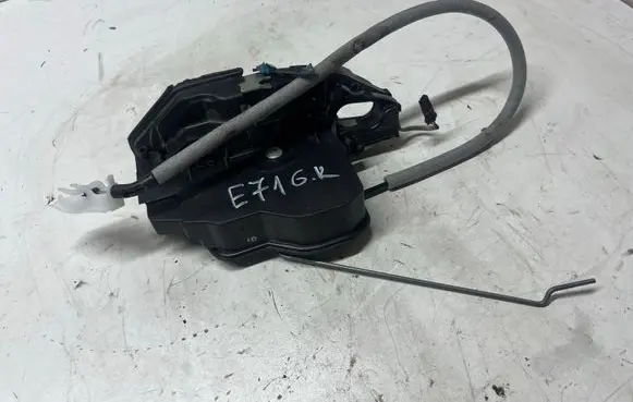 BMW X6 E71 Rear door lock A053702