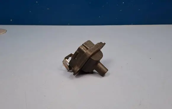 High voltage ignition coil