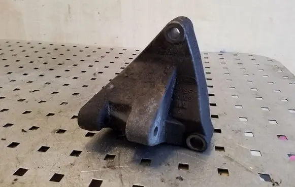 Ford Ka Generator/alternator bracket 96BF10039AE
