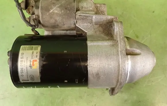 Mercedes-Benz A W168 Starter motor 0986018570