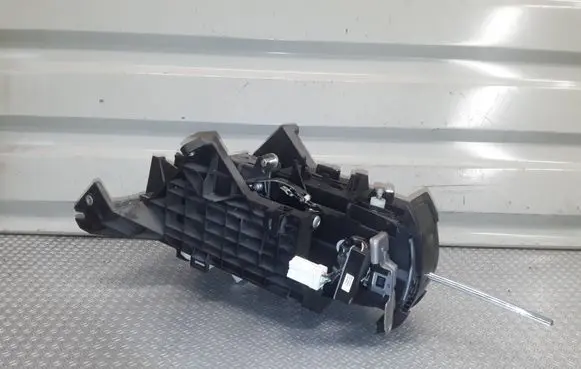 Mitsubishi Grandis Gear shifter/selector MN107774
