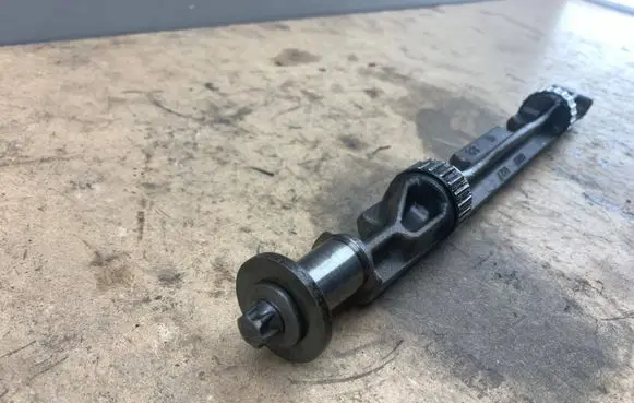 BMW 3 E90 E91 Balance shaft 8509300 11278509300 11278593806