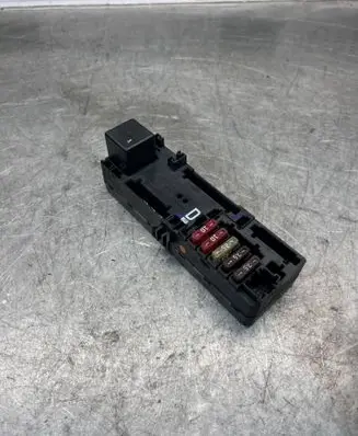Mercedes-Benz E W210 Fuse box set A0005400372 05376120