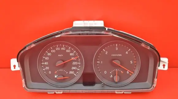 Volvo V50 Speedometer (instrument cluster) 31254776