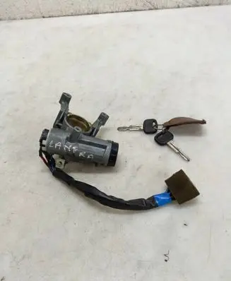 Hyundai Lantra I Ignition lock STACC ST2