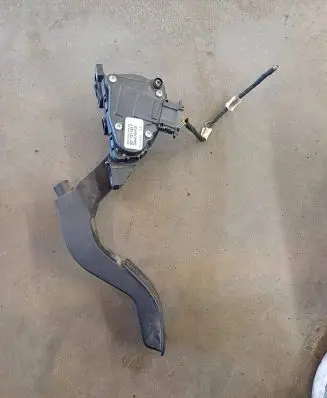 Audi A6 S6 C5 4B Accelerator throttle pedal 8D1721523F 6PV00837603