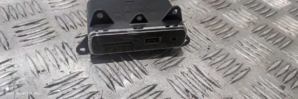 Dodge Durango USB control unit 68141322AA