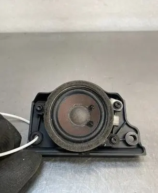 Porsche Taycan 9J1 Front door high frequency speaker 9J1035362
