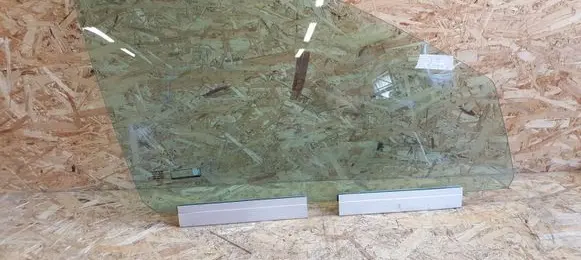 Volvo XC90 Front door window glass four-door 43R001582