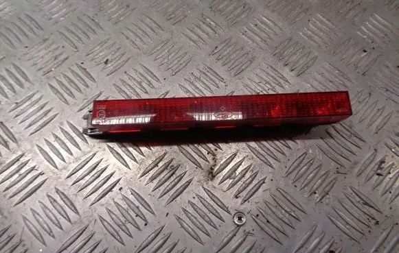 Ford Mondeo Mk III Third/center stoplight 1S71-13A613-AE