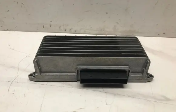 Audi A5 8T 8F Sound amplifier 8T0035223 20300400000