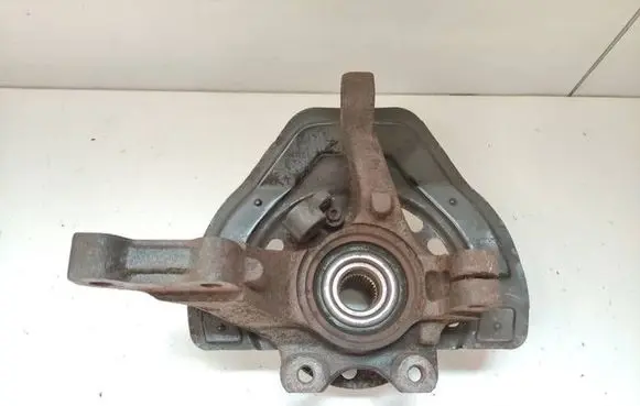 Opel Vectra B Front wheel hub 90468578