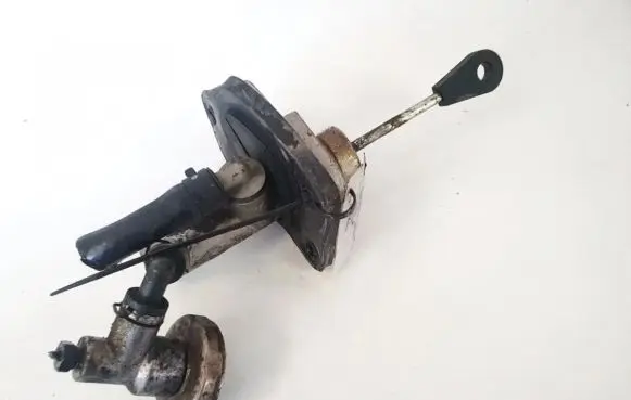 Hyundai Sonata Clutch master cylinder