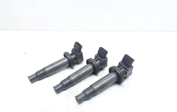 Toyota Corolla E120 E130 High voltage ignition coil 9008019019