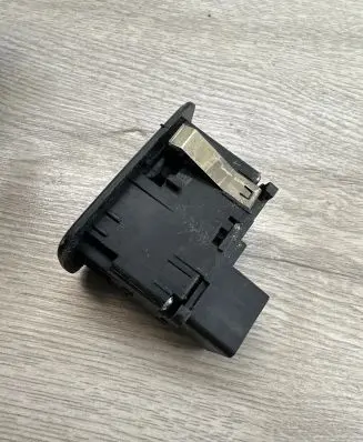 Dodge Nitro Electric window control switch 04602531AD