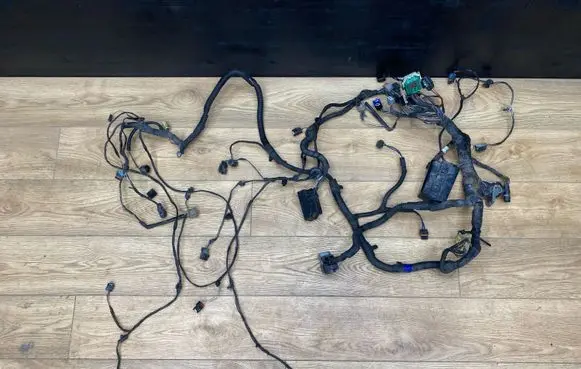Engine installation wiring loom