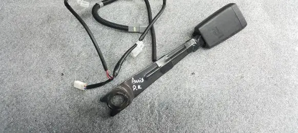 Toyota Auris 150 Front seatbelt buckle 292534
