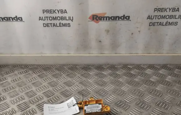 Opel Astra H Airbag deployment crash/impact sensor 09133280