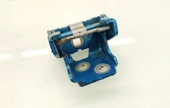 Citroen C3 Rear door lower hinge 