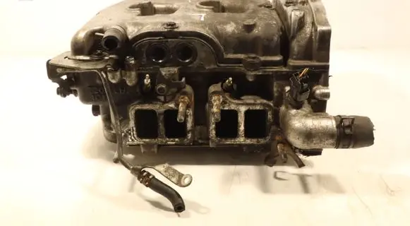 Subaru Legacy Engine head T20DLH101