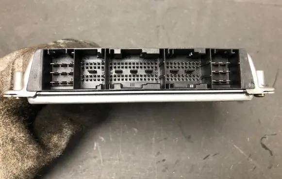 Audi A6 S6 C5 4B Engine control unit/module 4B0907401AE