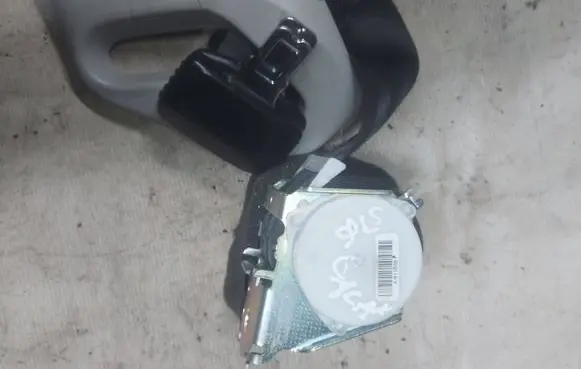 Ford Galaxy Roof seat belt 33051223