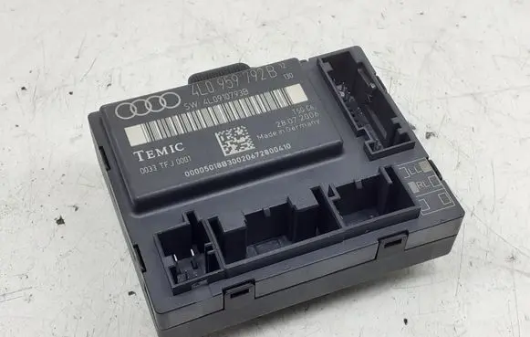 Audi Q7 4L Door control unit/module 4L0959792B
