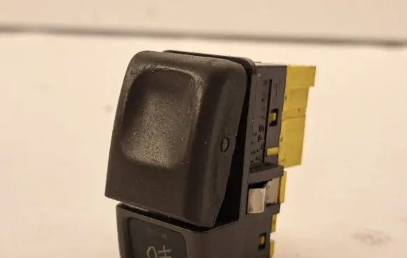 Volvo S70 V70 V70 XC Fog light switch 9162961