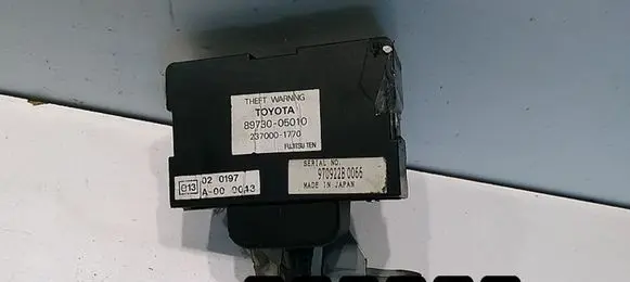 Toyota Avensis T220 Engine control unit/module 8973005010