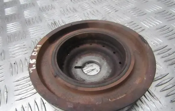 Renault Megane II Crankshaft pulley 28317