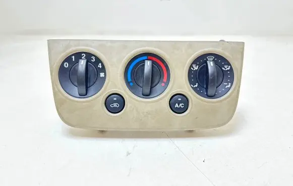 Ford Fiesta Climate control unit 2S6H19980BF