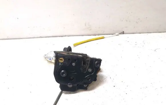 Audi A4 S4 B7 8E 8H Rear door lock
