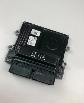Volvo V40 Engine control unit/module ECU 32213773