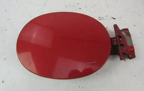Mazda 3 I Fuel tank cap trim 