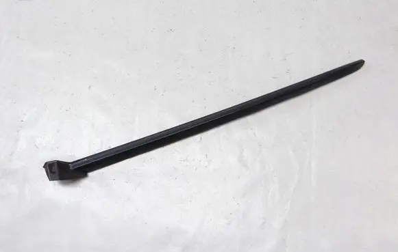 Opel Grandland X Windshield trim