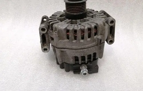Mercedes-Benz C W205 Generator/alternator A0009063805