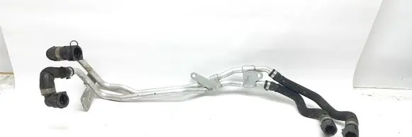 BMW 5 G30 G31 Engine coolant pipe/hose 8571601